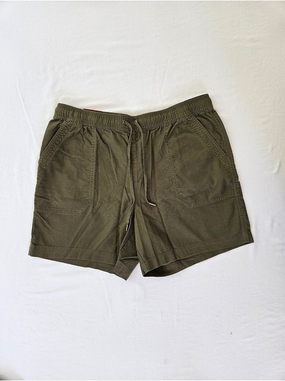 Tahari Olive Green Athletic Shorts Drawstring Waist Pockets NWT Size Medium